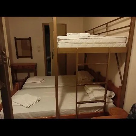 بيت شباب Constantinos Budget Beds